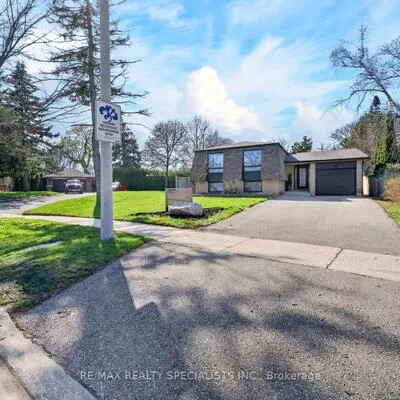 2601,&nbsp;Windjammer, Erin Mills, Mississauga