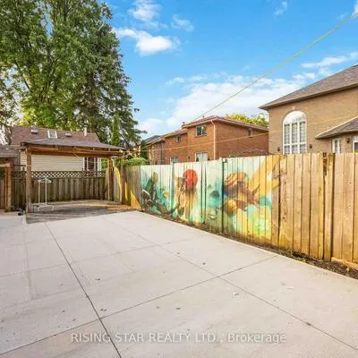 1328,&nbsp;Cawthra, Mineola, Mississauga
