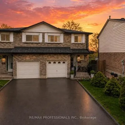 698,&nbsp;Galloway, Creditview, Mississauga
