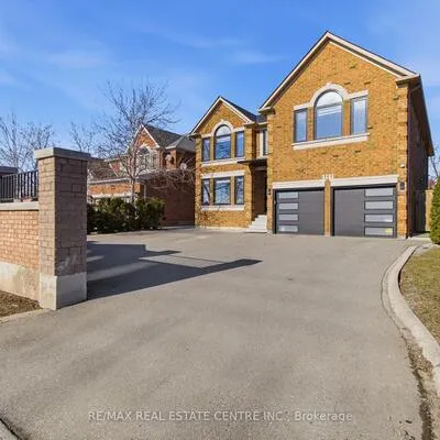 5121,&nbsp;Creditview, East Credit, Mississauga