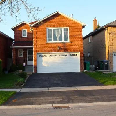 173,&nbsp;Lech Walesa, Fairview, Mississauga