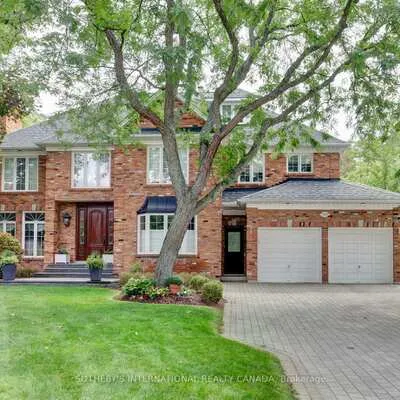1379,&nbsp;Meadow Green, Lorne Park, Mississauga
