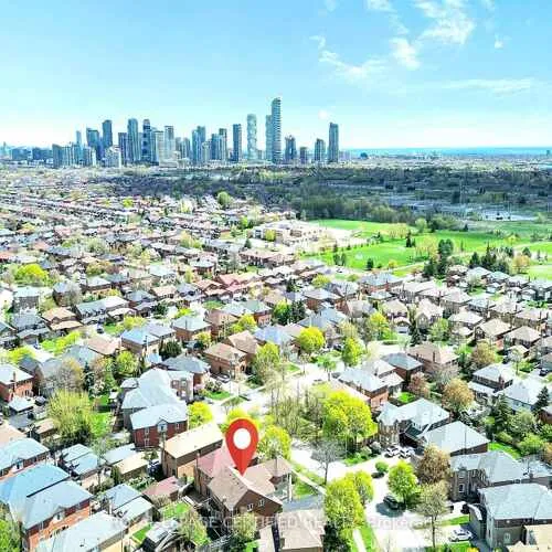 Premium freehold home for sale: 5016, Natkarni, East Credit, Mississauga