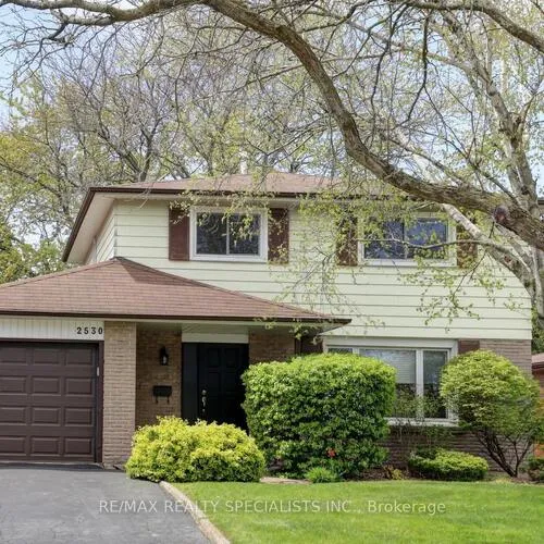 Premium freehold home for sale: 2530, Merrington, Sheridan, Mississauga
