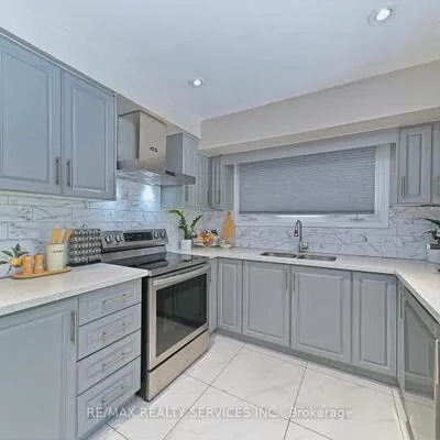 2545,&nbsp;Folkway, Erin Mills, Mississauga
