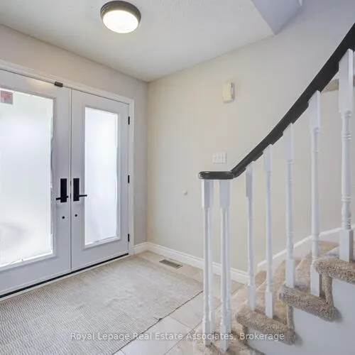 Premium freehold home for sale: 6665, Meteor, Lisgar, Mississauga