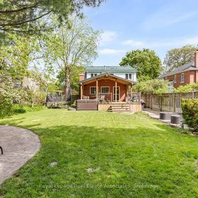 1807,&nbsp;Balsam, Clarkson, Mississauga