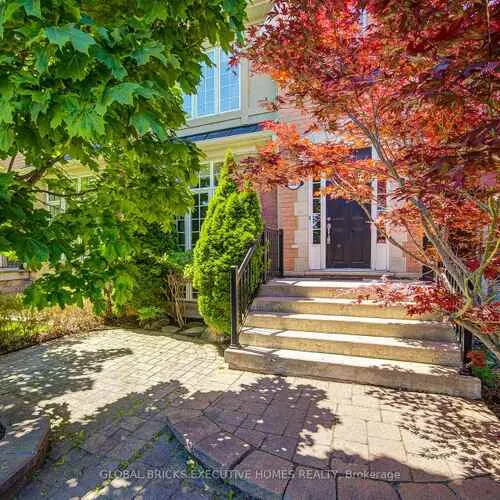 Premium freehold home for sale: 3885, Eglinton, Churchill Meadows, Mississauga