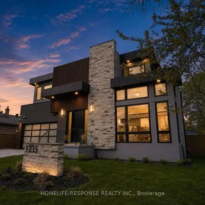 1235,&nbsp;Whittington, Clarkson, Mississauga
