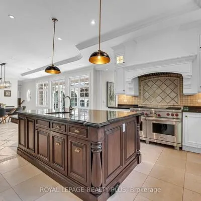 1476,&nbsp;Carmen, Mineola, Mississauga