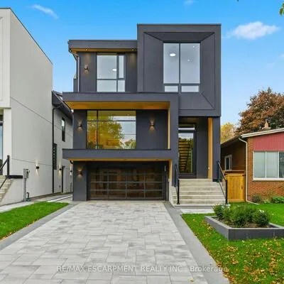 957,&nbsp;Halliday, Lakeview, Mississauga