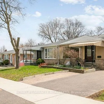 1612,&nbsp;Wavell, Applewood, Mississauga