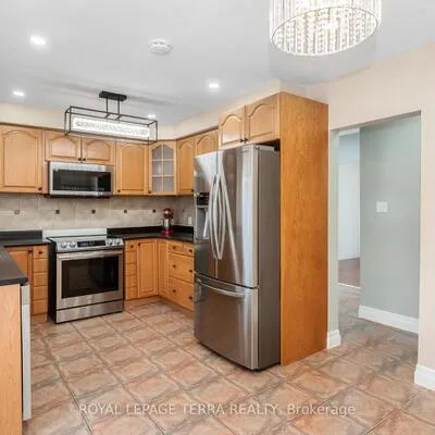 2475,&nbsp;Brookhurst, Clarkson, Mississauga