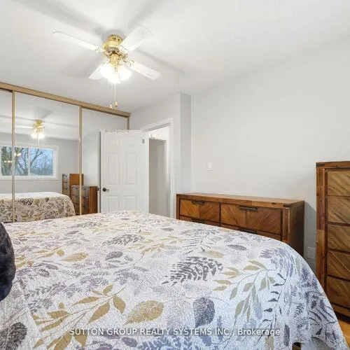 Premium freehold home for sale: 1535, Thetford, Clarkson, Mississauga
