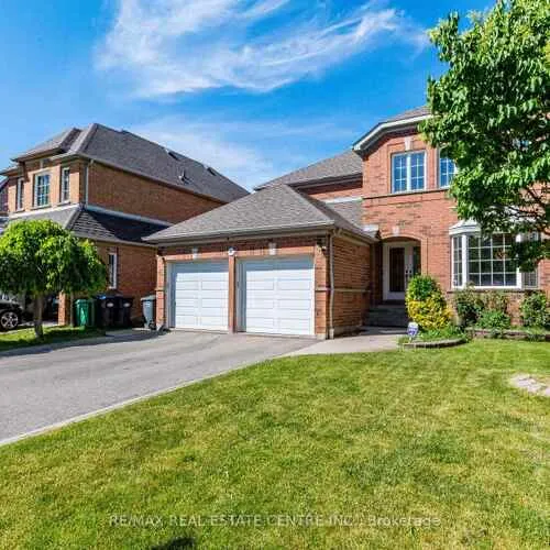 Premium freehold home for sale: 5343, Russell View, Central Erin Mills, Mississauga