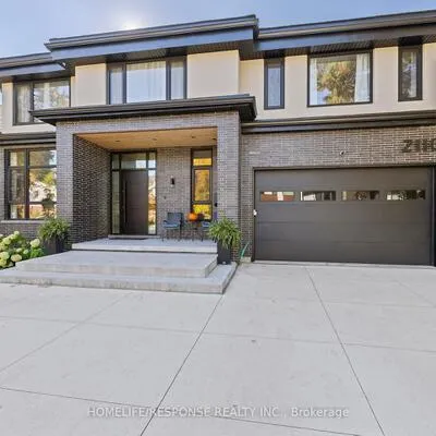 2110,&nbsp;Courtland, Lakeview, Mississauga