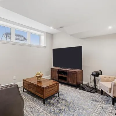 962,&nbsp;Fredonia, Erindale, Mississauga