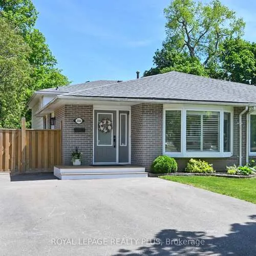 Premium freehold home for sale: 2668, Lundene, Clarkson, Mississauga
