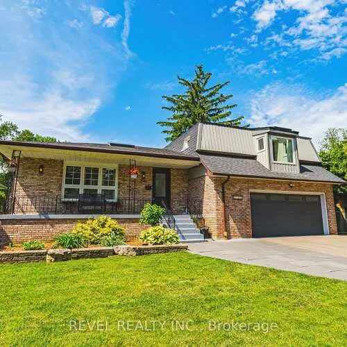 Premium freehold home for sale: 2546, Robinson, Erindale, Mississauga