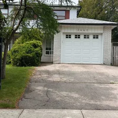 3441,&nbsp;Oakglade, Erindale, Mississauga