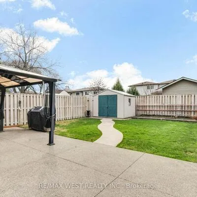 941,&nbsp;Stainton, Erindale, Mississauga