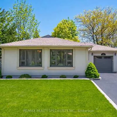 1060,&nbsp;Argus, Applewood, Mississauga