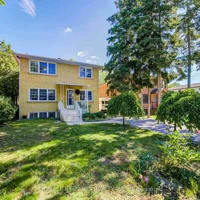 23,&nbsp;Broadview, Port Credit, Mississauga