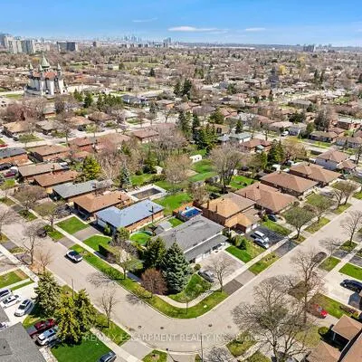 3726,&nbsp;Holden, Mississauga Valleys, Mississauga
