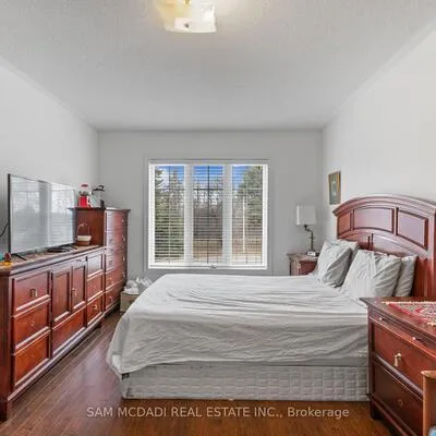 1514,&nbsp;Portsmouth, East Credit, Mississauga
