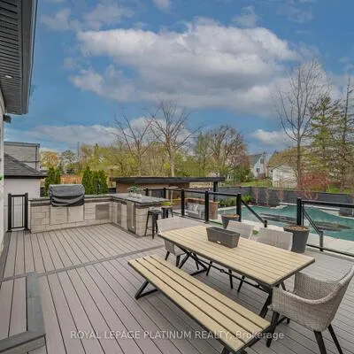 13,&nbsp;Arch, Streetsville, Mississauga