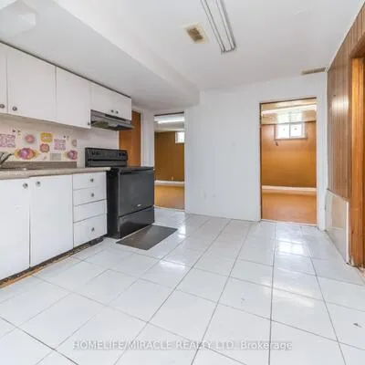 7187,&nbsp;Darcel, Malton, Mississauga