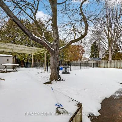 1719,&nbsp;Valentine, Clarkson, Mississauga