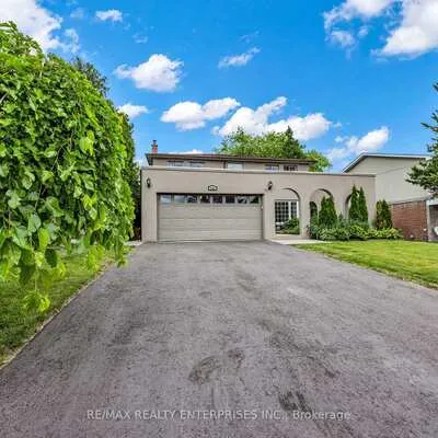 1441,&nbsp;Petrie, Clarkson, Mississauga