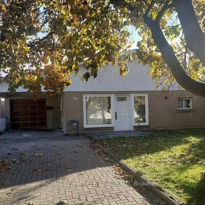 7496,&nbsp;Redstone, Malton, Mississauga