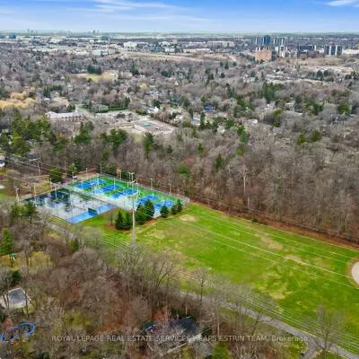 1554,&nbsp;Birchwood, Lorne Park, Mississauga