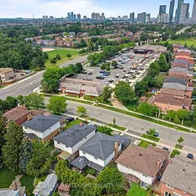 1004,&nbsp;Queensbridge, Creditview, Mississauga
