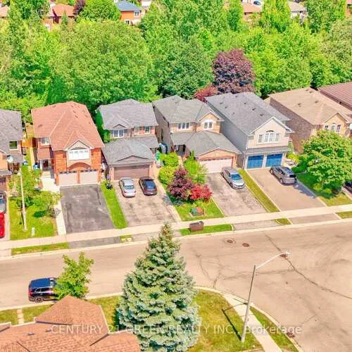 Premium freehold home for sale: 3706, Forest Bluff, Lisgar, Mississauga