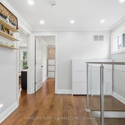680,&nbsp;SWEETWATER, Lorne Park, Mississauga