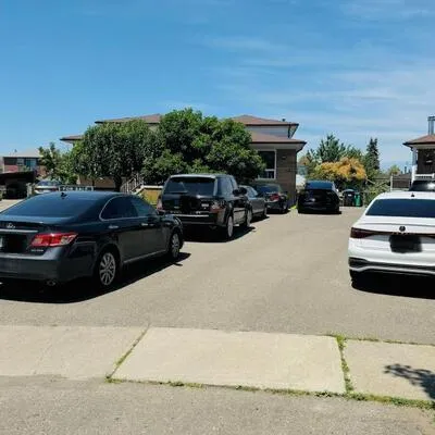 3145,&nbsp;Mallbridge, Malton, Mississauga