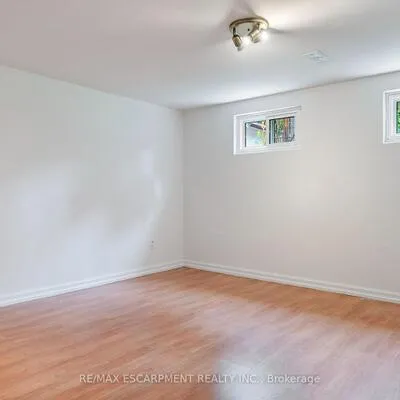 1272,&nbsp;Kelly, Clarkson, Mississauga