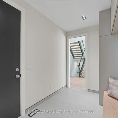 362,&nbsp;Meadow Wood, Clarkson, Mississauga