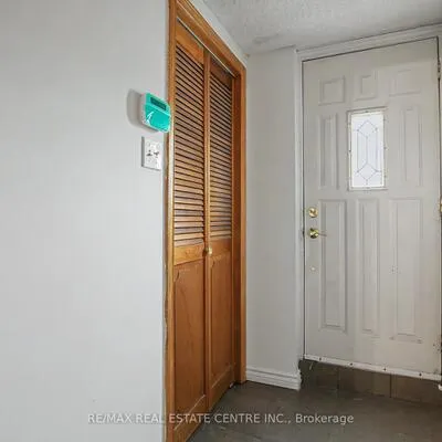 396,&nbsp;Pinemeadow, Cooksville, Mississauga