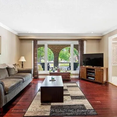 1199,&nbsp;Melton, Lakeview, Mississauga