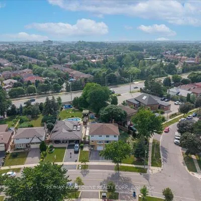 2736,&nbsp;Council Ring, Erin Mills, Mississauga