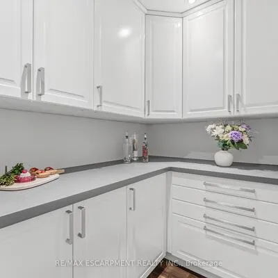 3332,&nbsp;TESTIMONY, Fairview, Mississauga