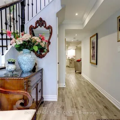 1296,&nbsp;Woodhill, Lakeview, Mississauga