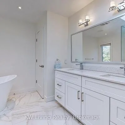 1280,&nbsp;Watersedge, Clarkson, Mississauga