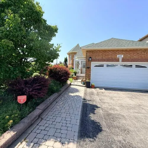 Premium freehold home for sale: 687, Twain, Meadowvale Village, Mississauga