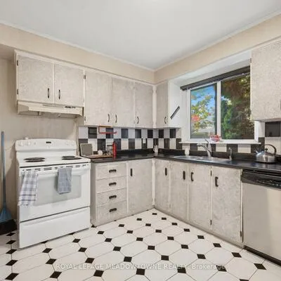 3139,&nbsp;Cambourne, Lisgar, Mississauga