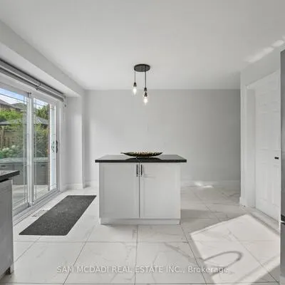 4778,&nbsp;Crystal Rose, East Credit, Mississauga